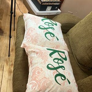 Rosé Floral Pillowcases - Cream and Green